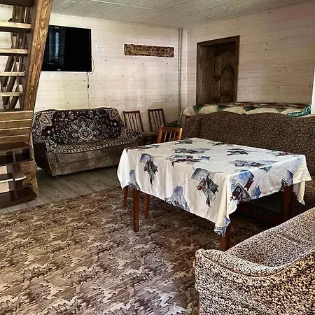 Дом отдыха на березові *
